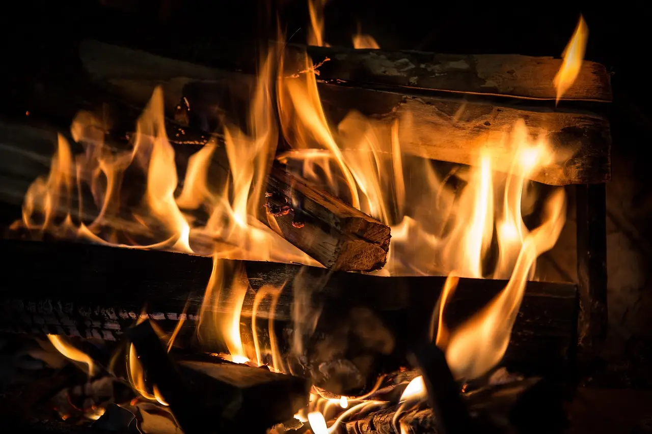 Hackers heat French supermarket fridges, sparking fires and spoiling food - Reuters
