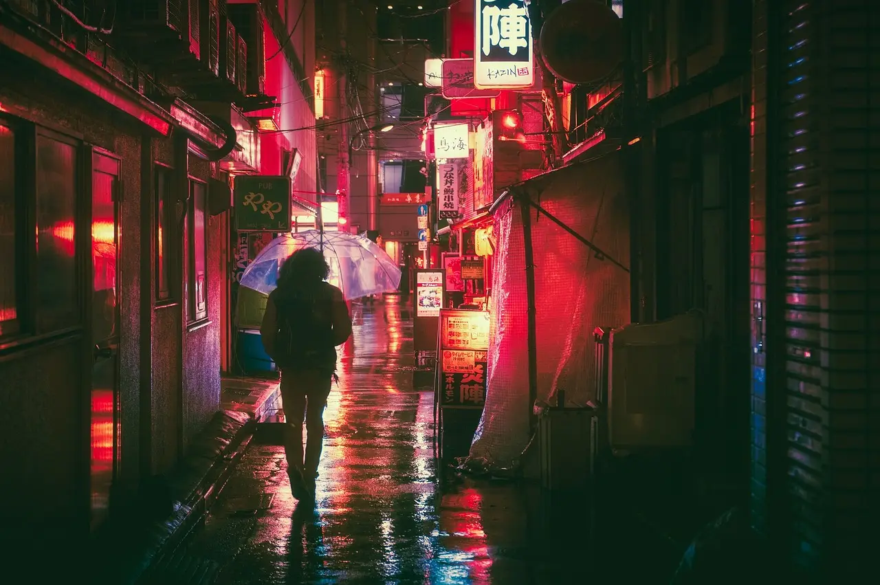 Japan's Halt on New Foreign Restaurant Workers Fuels Urban Influx - nippon.com