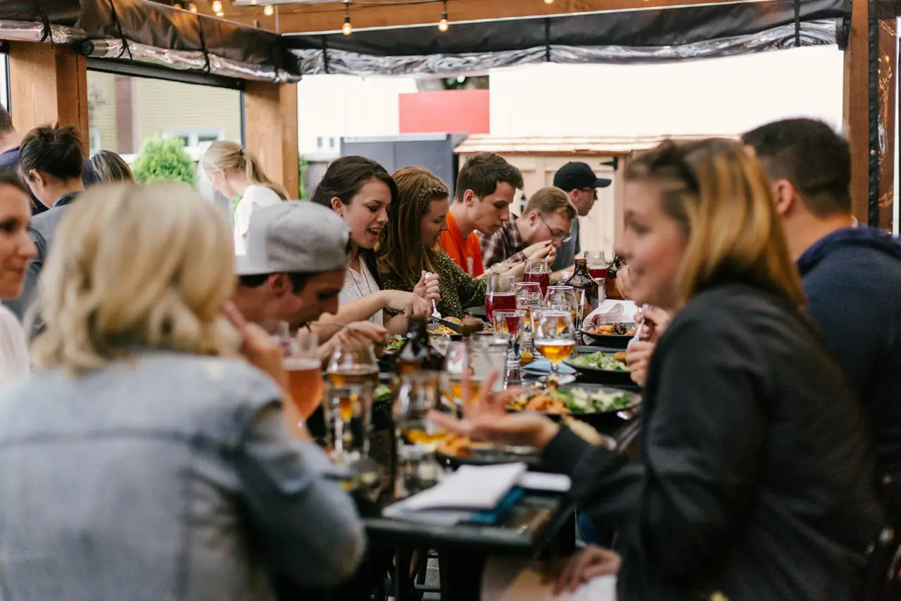 MTY Food Group Shifts Focus to Franchising as Canadian Restaurant Sales Stabilize - Retail Insider