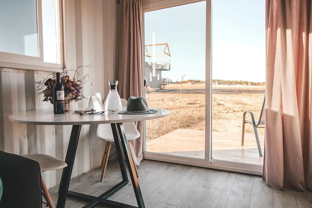 The Global Consultant: Deciding where AI belongs in your hotel - Hotel Management