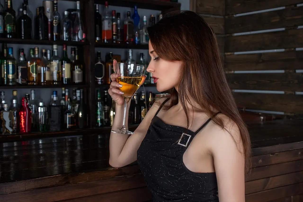 Underground cocktail and wine bar Ombra opens in Sydney CBD
