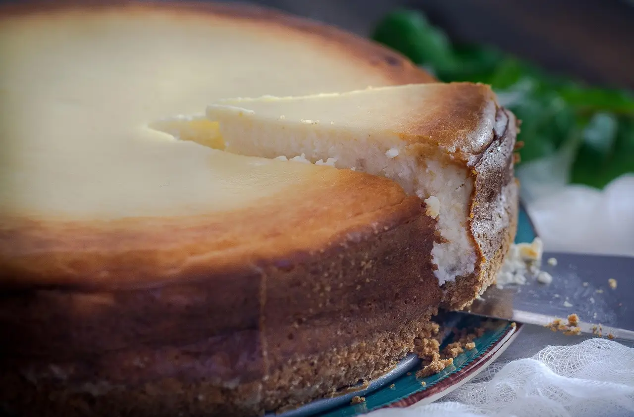 The Cheesecake Factory’s Traffic Surges as Social Buzz Brings New Guests